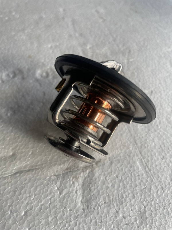 Термостат ISUZU 6HE1/6HG1/6HL1 8-94392-817-0 №2 ISUZU China