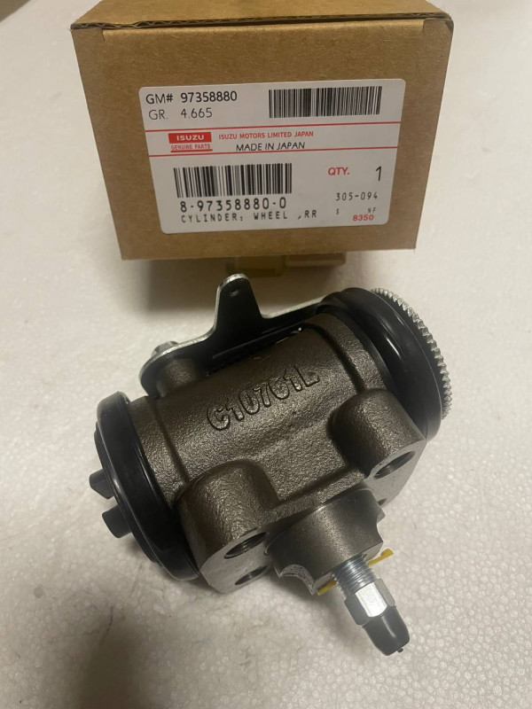 Цилиндр тормозной рабочий (РТЦ) задний L (с прокачкой) NQR 8-97358-880-0 ISUZU China